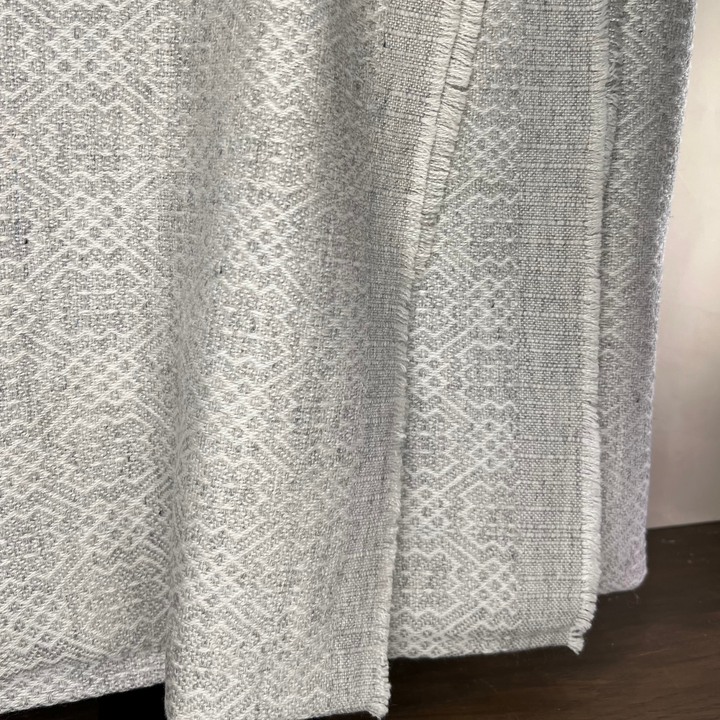 Dhanvi Patterned Cashmere Blanket - Light Grey