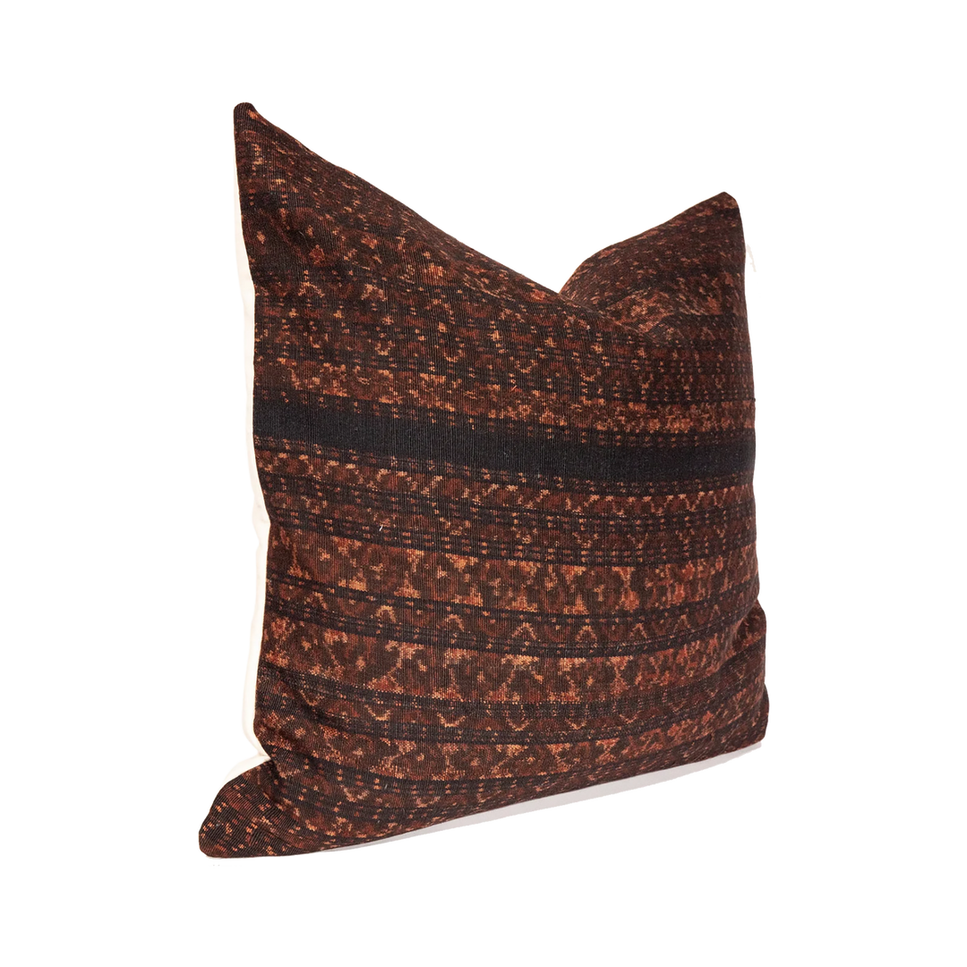 Elok Pillow