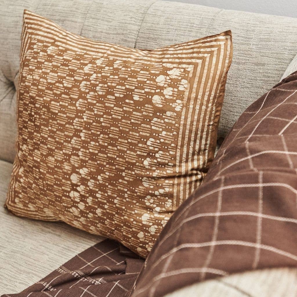 Haven Silk Pillow: Gold