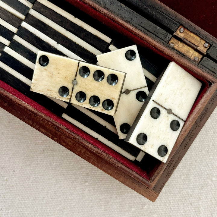 Vintage Dominoes