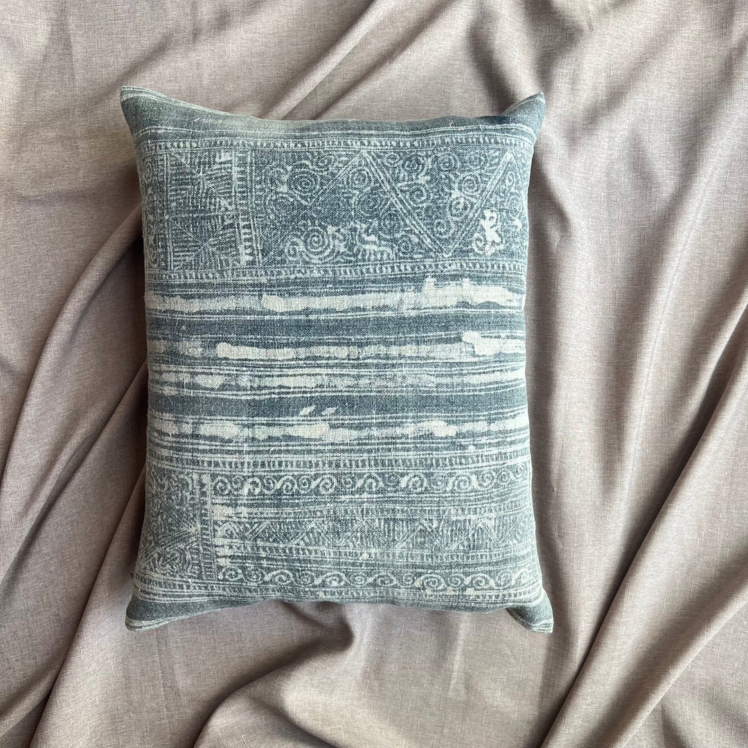 Vintage Fabric Pillow #T.1051