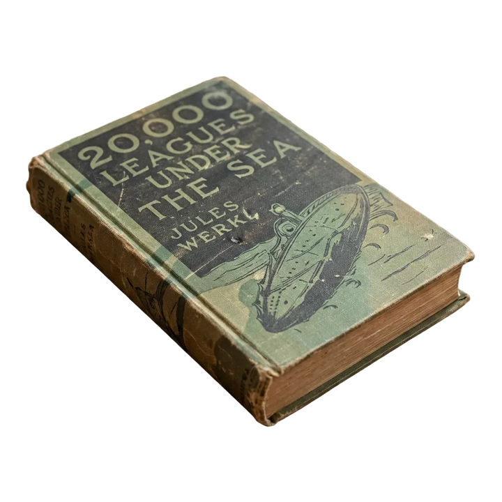Jules Verne '20,000 Leagues Under the Sea' - 1917, ANTIQUE & RARE