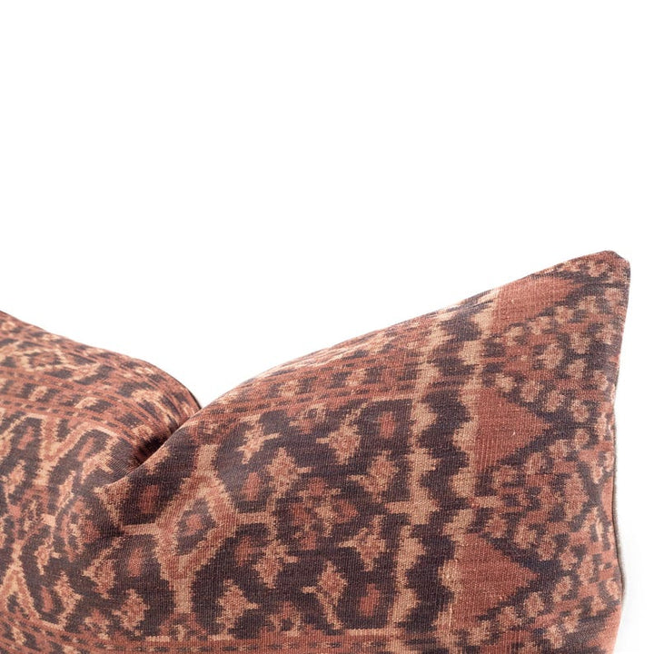 Laru Lumbar