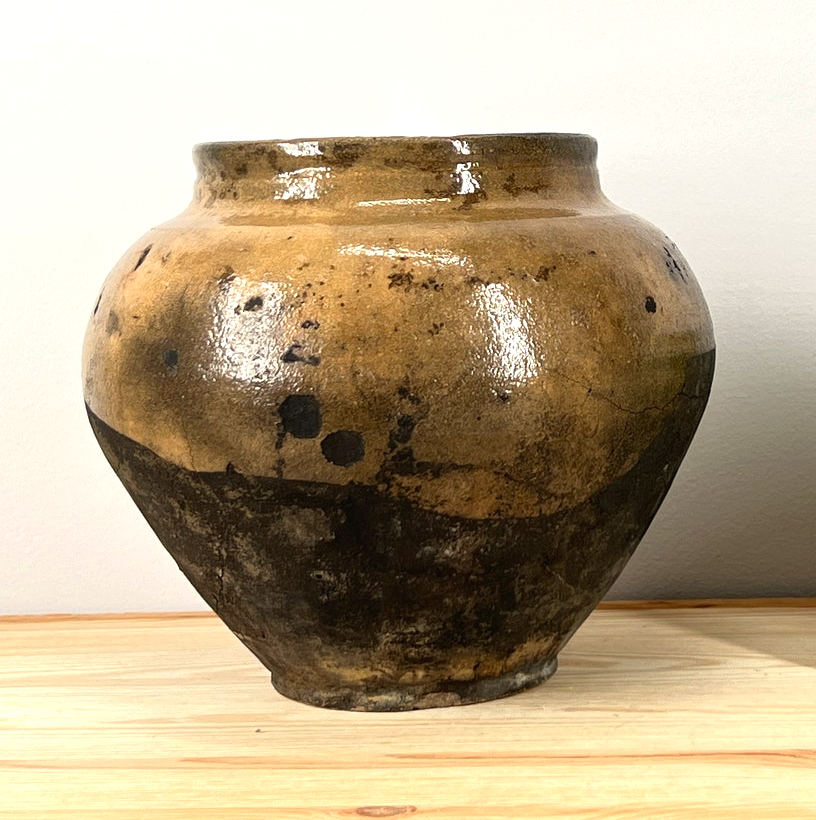 Mariya Ancient Clay Pot