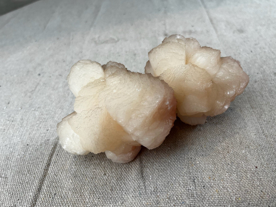 Large Stilbite Cluster