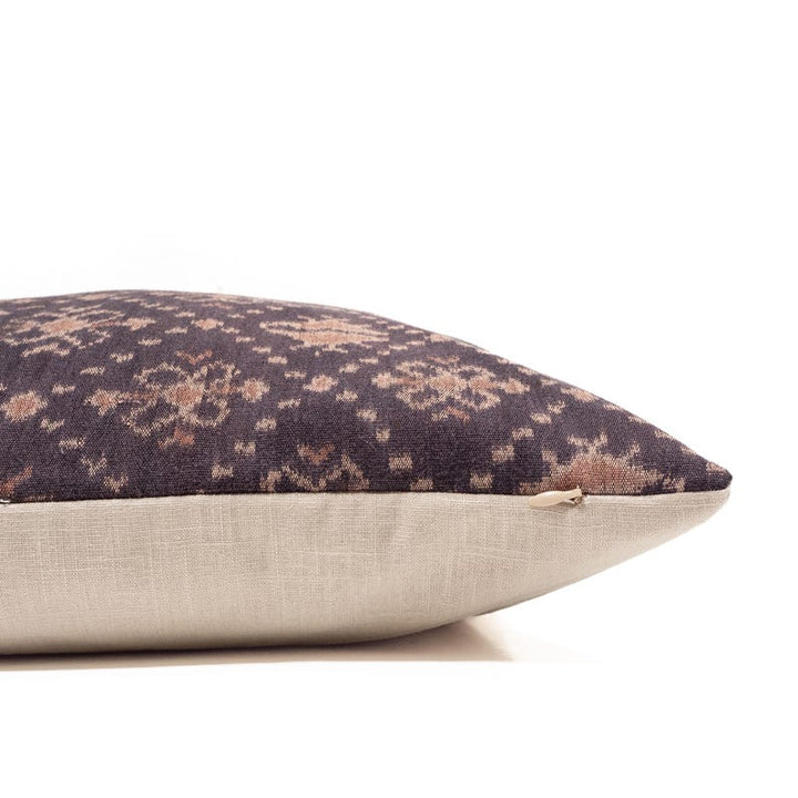Tero Pillow