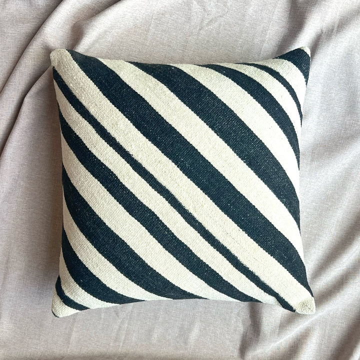 Vintage Fabric Pillow #T.1049