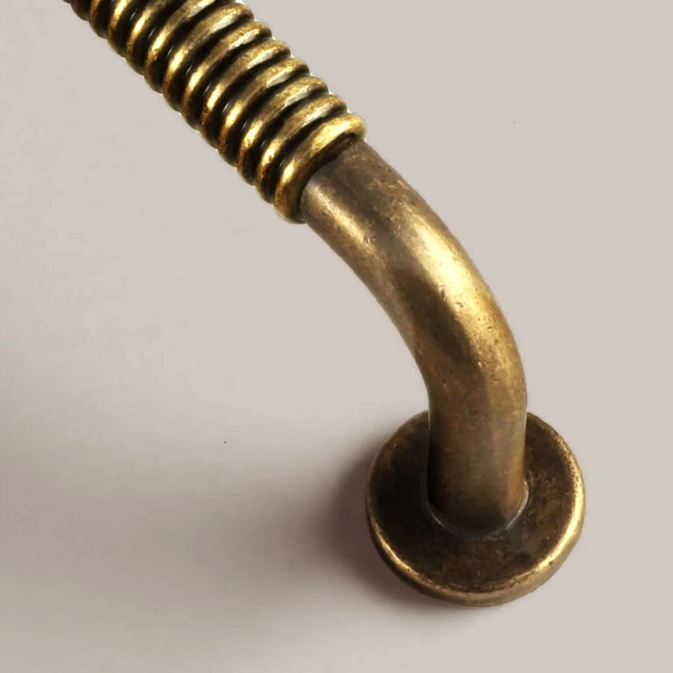 Ribbed Cabinet Bar Pull